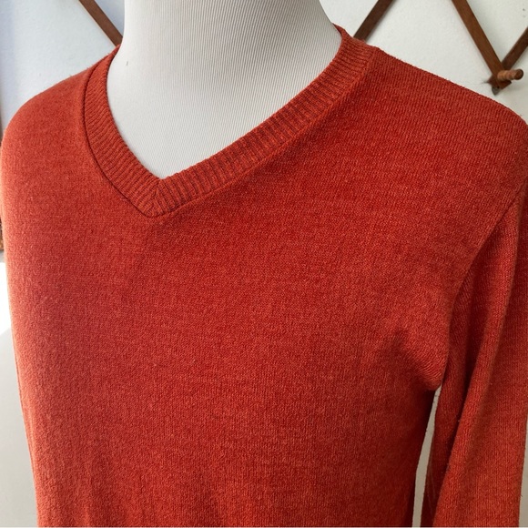 Terrycloth Burnt Orange Sweater - Picture 4 of 12
